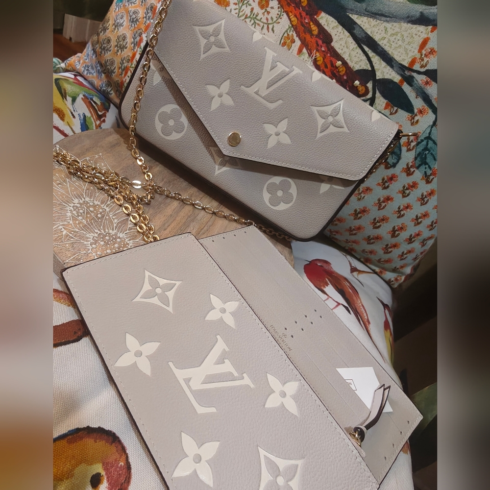 Beautifu Gray Monogram Fashion Bag Set New